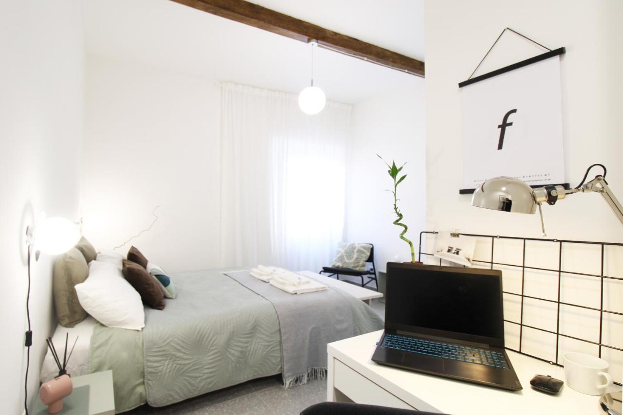 Room 47 Temporary Home Тиволи Екстериор снимка
